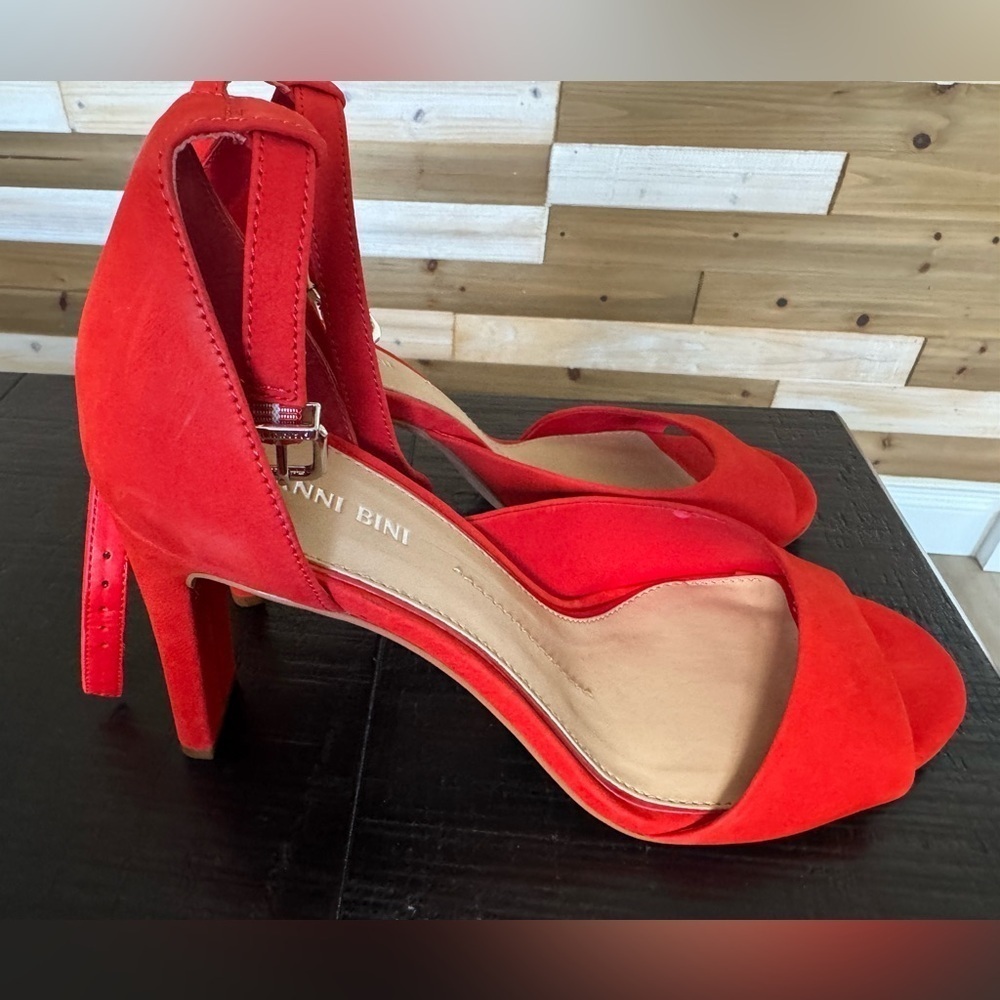 Gianni Bini heeled strapy sandal Red Suede SZ 10 New - Picture 5 of 11